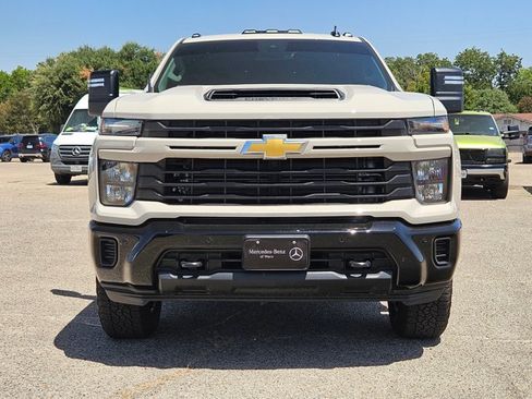 Used 2026 Chevrolet Silverado 2500 Custom w/ Custom Value Package AWD/4WD image 2