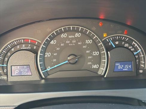Used 2015 Toyota Camry LE FWD image 16