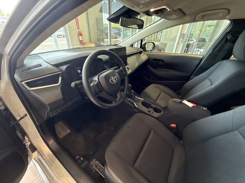 Used 2024 Toyota Corolla LE FWD image 10