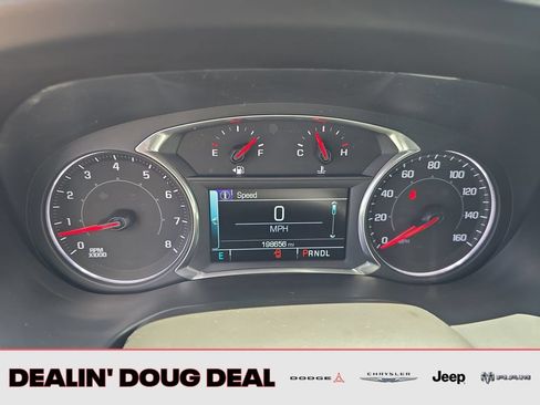 Used 2017 GMC Acadia SLT AWD/4WD image 16