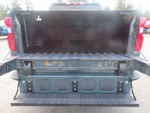 Certified 2025 Chevrolet Silverado 1500 ZR2 w/ Technology Package image 8