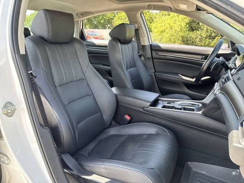 Used 2019 Honda Accord EX-L image 24