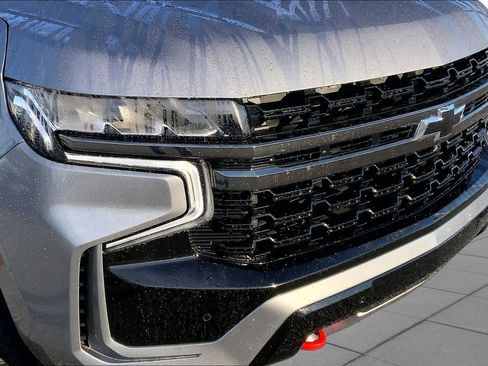 Used 2022 Chevrolet Tahoe Z71 w/ Z71 Off-Road Package AWD/4WD image 29