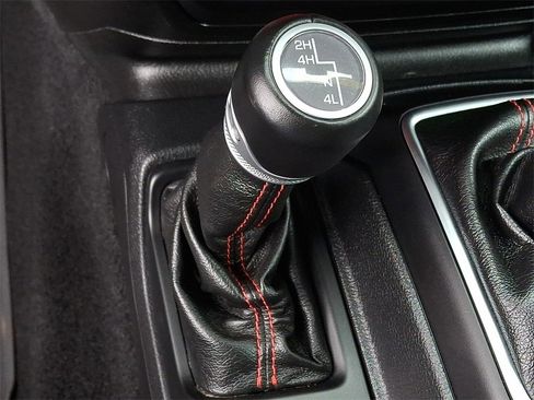 Used 2021 Jeep Wrangler Unlimited Rubicon image 24