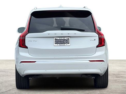 Certified 2025 Volvo XC90 B6 Plus image 9