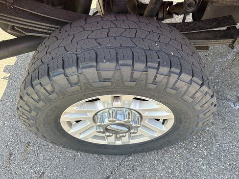 Used 2017 Ford F350 XL AWD/4WD image 11