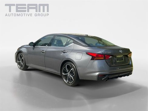 Used 2024 Nissan Altima 2.5 SR image 5