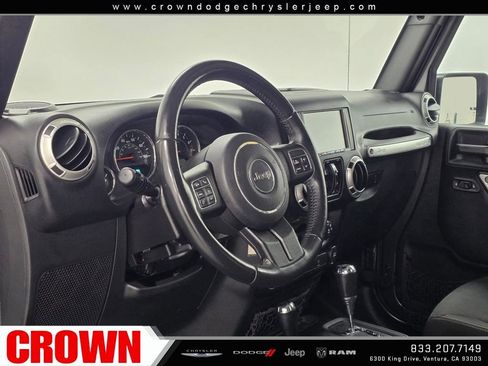Used 2016 Jeep Wrangler Unlimited Sahara w/ Connectivity Group image 23