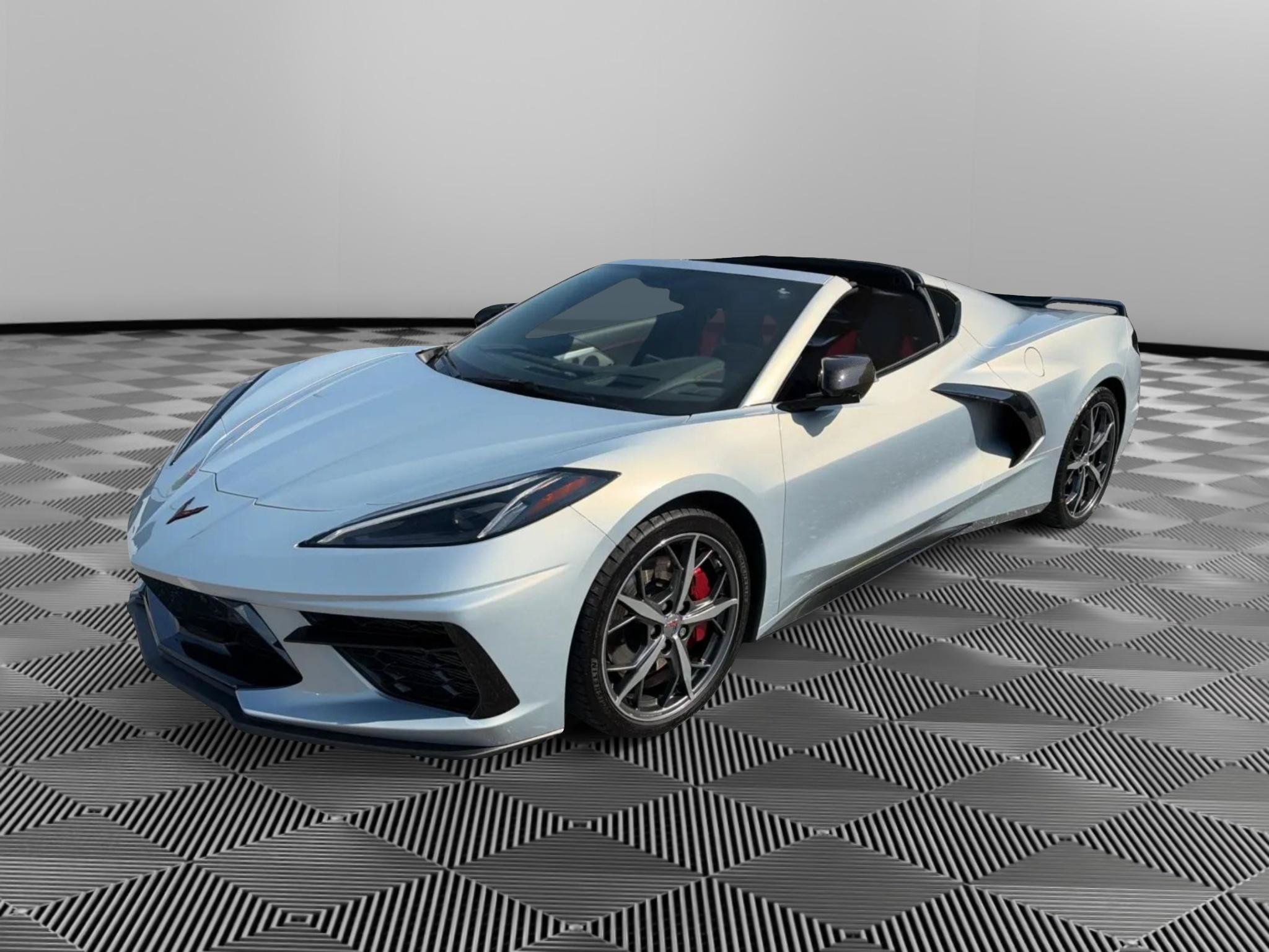 Used 2021 Chevrolet Corvette Stingray Premium Cpe w/ Z51 Performance Package RWD image 2