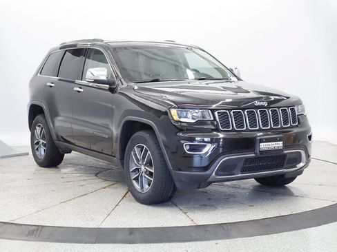 Certified 2018 Jeep Grand Cherokee Limited AWD/4WD image 10