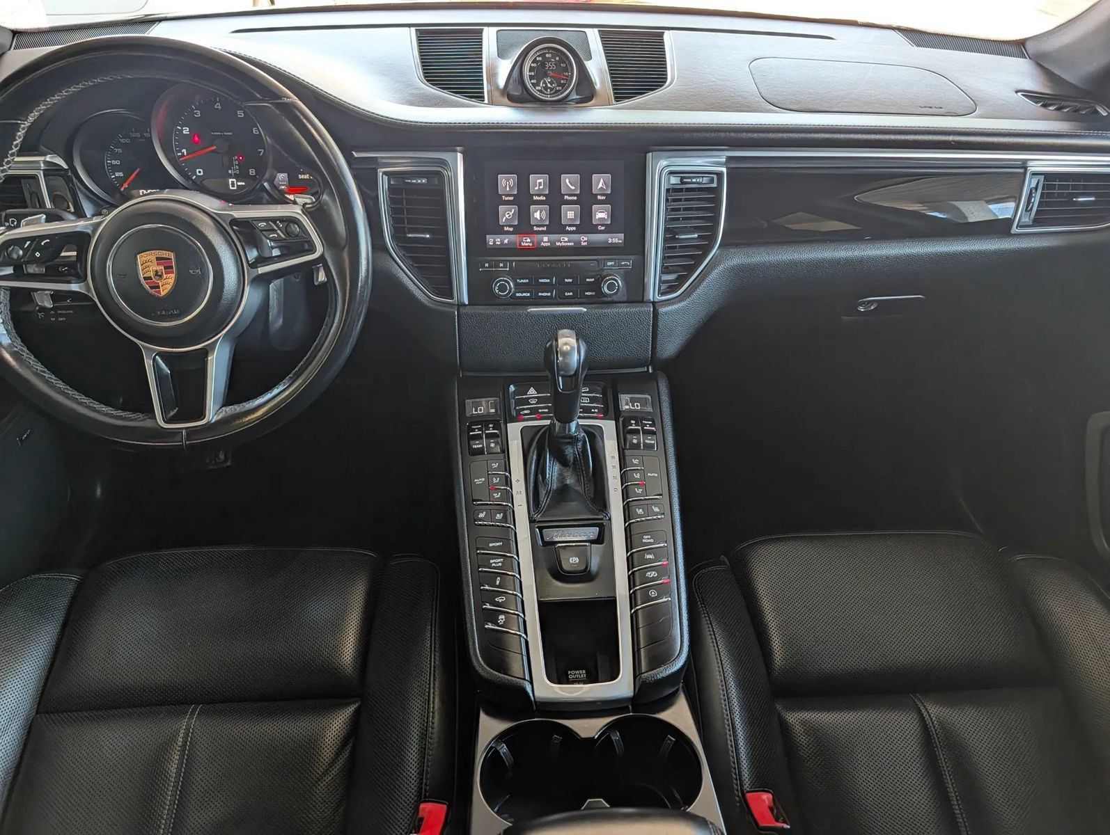 Used 2018 Porsche Macan Sport Edition w/ Premium Package Plus AWD/4WD image 36