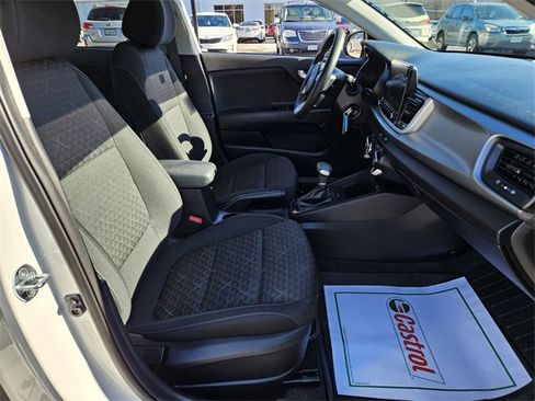 Used 2023 Kia Rio S image 16
