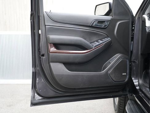 Used 2017 GMC Yukon SLT w/ Open Road Package image 27