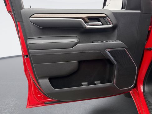 Used 2022 Chevrolet Silverado 1500 LT image 9