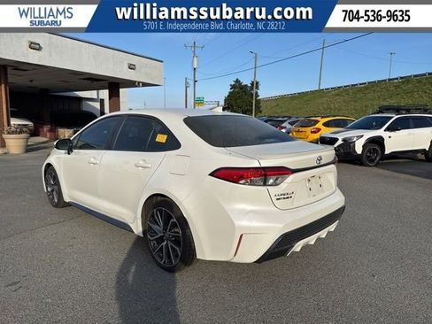 Used 2021 Toyota Corolla SE w/ SE Premium Package image 12