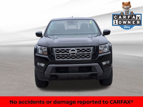 Certified 2023 Nissan Frontier SV image 3
