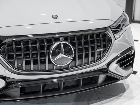 Used 2026 Mercedes-Benz E 53 AMG 4MATIC Sedan image 10