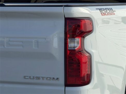 New 2026 Chevrolet Silverado 1500 Custom Trail Boss image 9