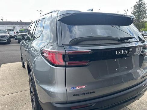 Used 2026 GMC Acadia Elevation w/ Black Edition FWD image 4