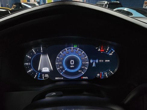 Used 2020 Cadillac Escalade Luxury image 28