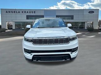 Used 2022 Jeep Grand Wagoneer Series III w/ Rear Seat Video Group 1 AWD/4WD video 2