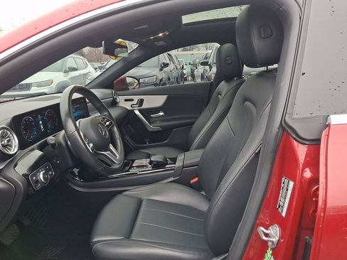 Used 2021 Mercedes-Benz CLA 250 4MATIC image 23