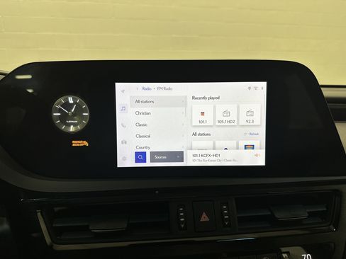 Certified 2023 Lexus ES 350 w/ Premium Package image 23