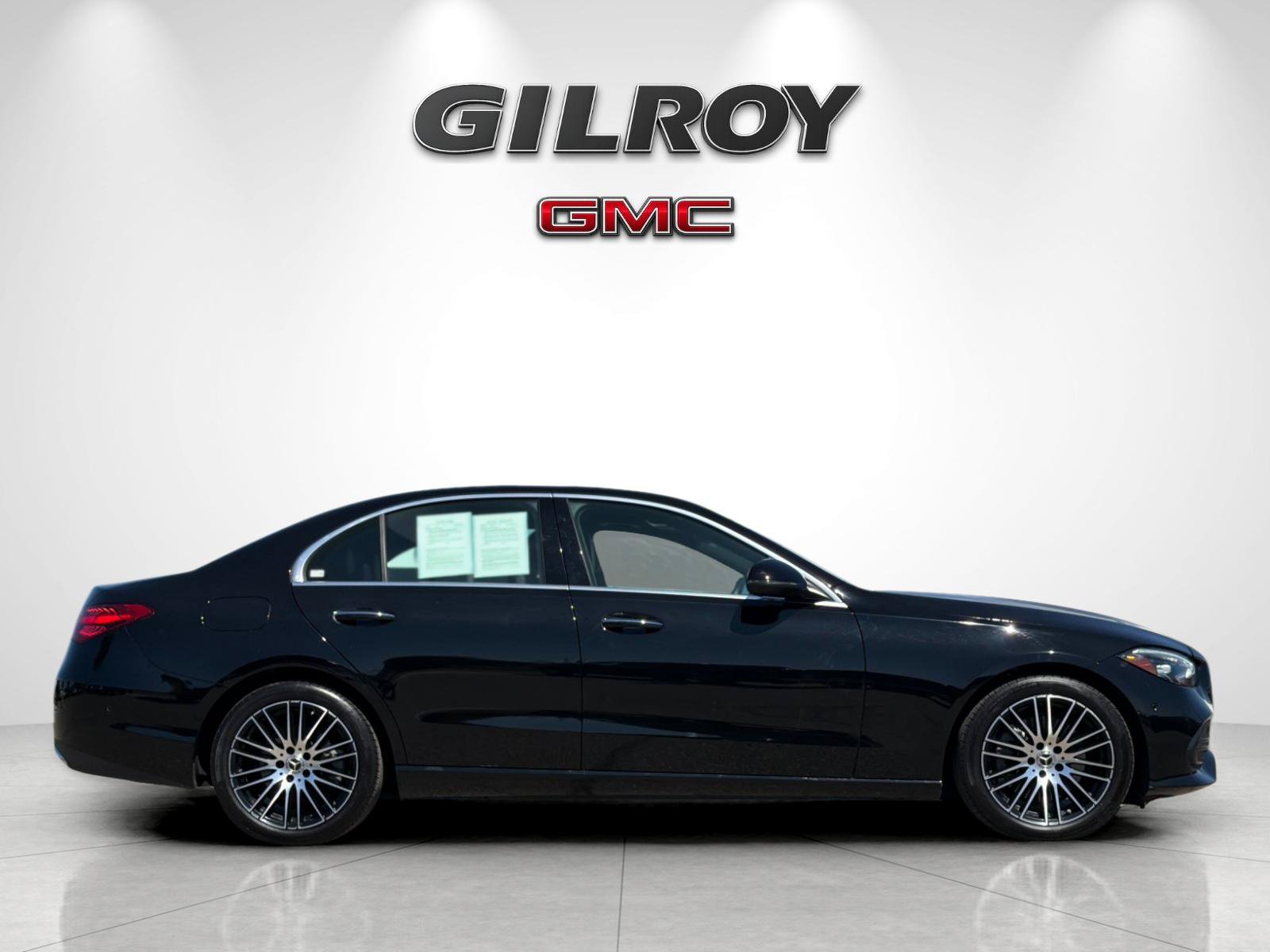 Used 2025 Mercedes-Benz C 300 Sedan image 2