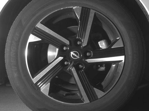 Used 2025 Nissan Sentra SV image 13