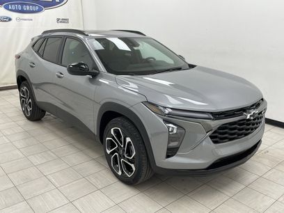 New 2025 Chevrolet Trax RS w/ Sunroof Package