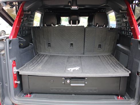 Used 2021 Ford Bronco Badlands image 26