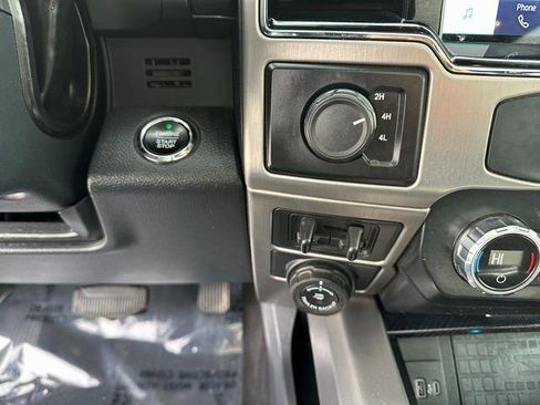 Used 2022 Ford F450 Platinum w/ FX4 Off-Road Package image 24