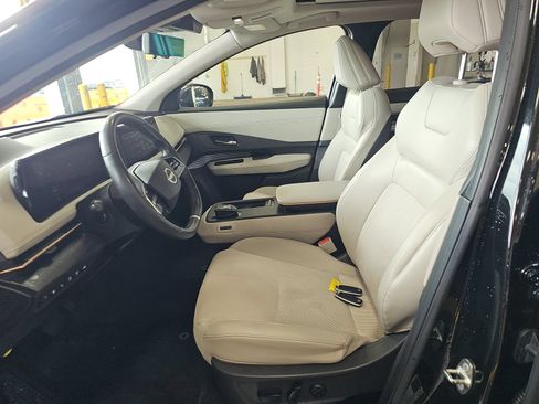 Used 2024 Nissan Ariya AWD image 5