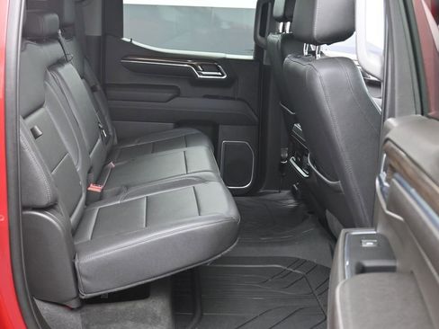 Used 2023 Chevrolet Silverado 1500 RST AWD/4WD image 12