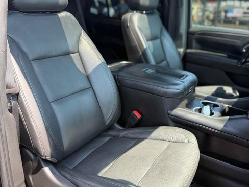 Used 2021 Chevrolet Tahoe Z71 w/ Z71 Signature Package AWD/4WD image 14