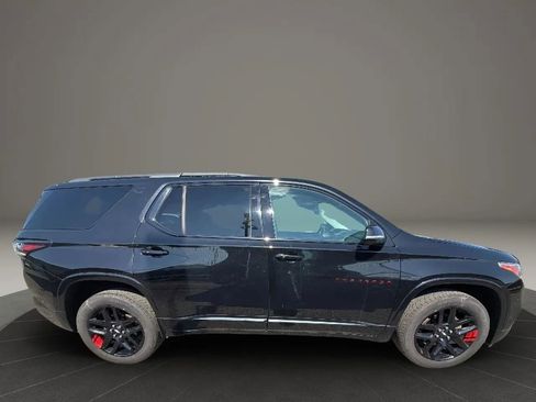 Used 2020 Chevrolet Traverse Premier w/ Redline Edition image 4