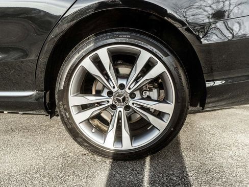 Used 2018 Mercedes-Benz C 300 4MATIC Sedan image 38