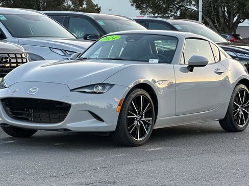 Used 2024 MAZDA MX-5 Miata RF Grand Touring w/ Weather Package image 7