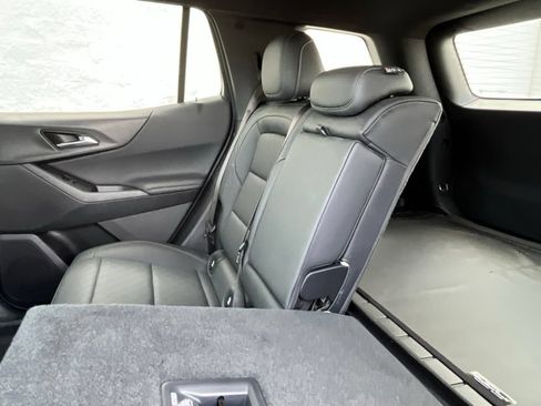 Used 2025 Chevrolet Equinox LT w/ Convenience Package II AWD/4WD image 25