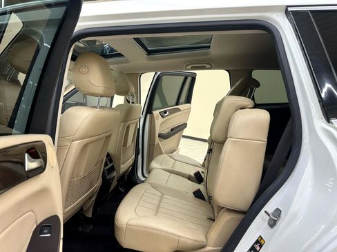 Used 2018 Mercedes-Benz GLS 450 4MATIC w/ Premium Package image 36