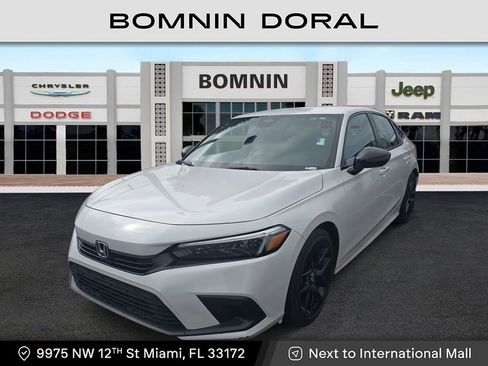 Used 2024 Honda Civic Sport image 1