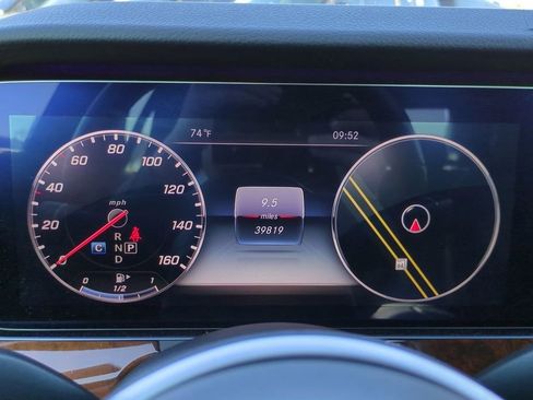Used 2019 Mercedes-Benz E 450 4MATIC Sedan image 28