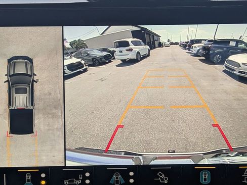 Used 2023 GMC Sierra 1500 AT4 w/ AT4 Premium Package image 29