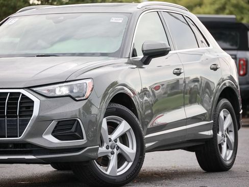 Used 2019 Audi Q3 2.0T Premium AWD/4WD image 14