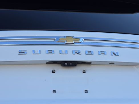 Used 2021 Chevrolet Suburban High Country image 54