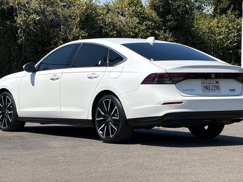 Used 2024 Honda Accord Touring image 6