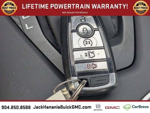 Used 2025 Ford Mustang Premium RWD image 29