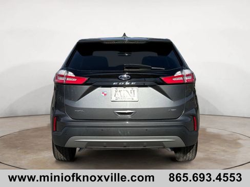Used 2023 Ford Edge SEL w/ Convenience Package image 4