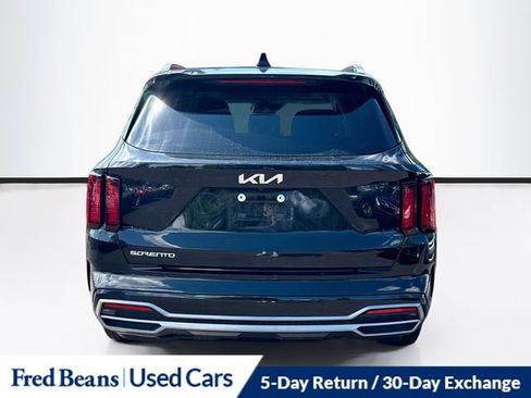 Used 2023 Kia Sorento S w/ Panoramic Sunroof Package FWD image 8