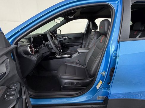 New 2026 Chevrolet Trax RS w/ Sunroof Package image 16